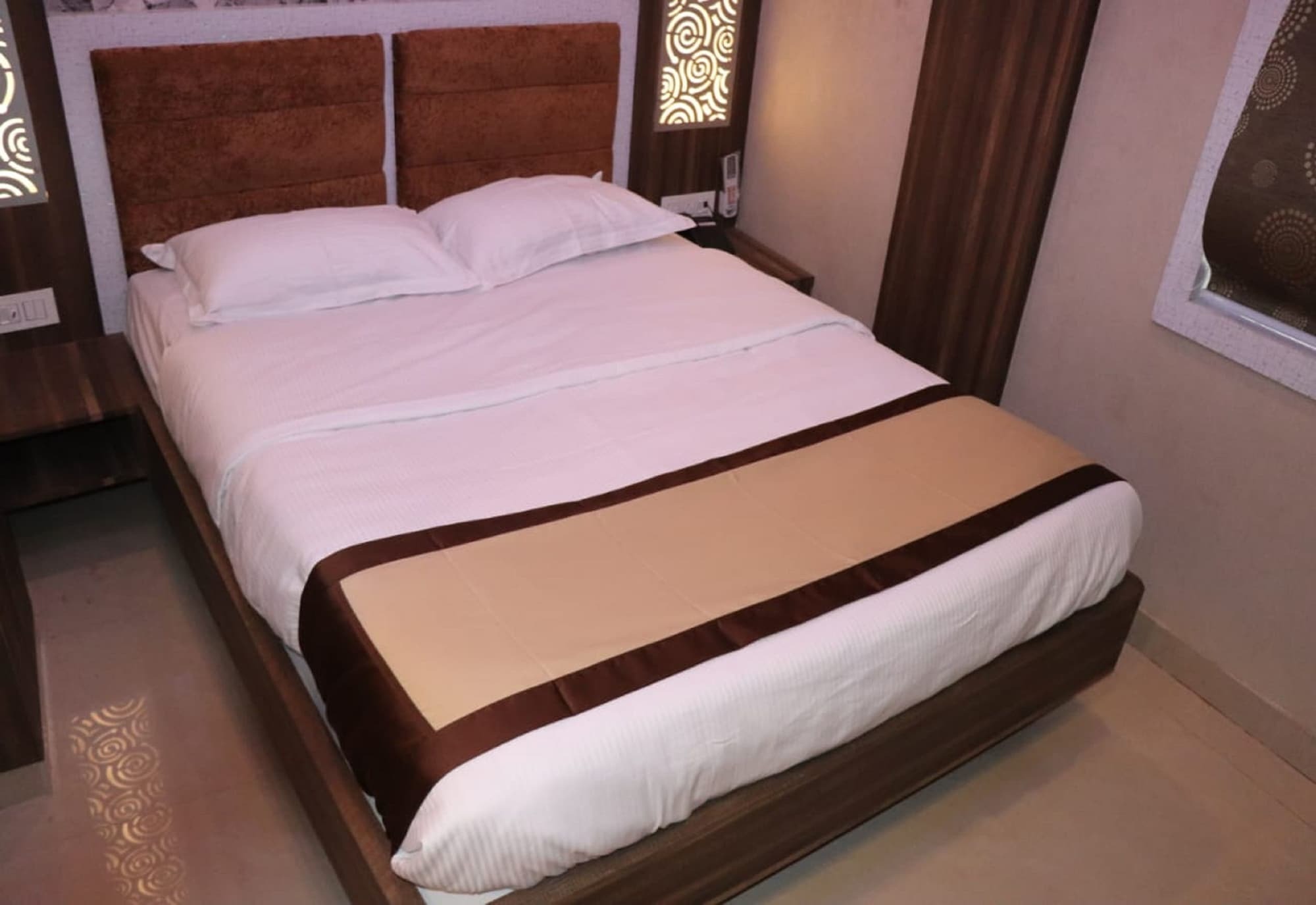 Hotel Angina Kolkata Eksteriør bilde